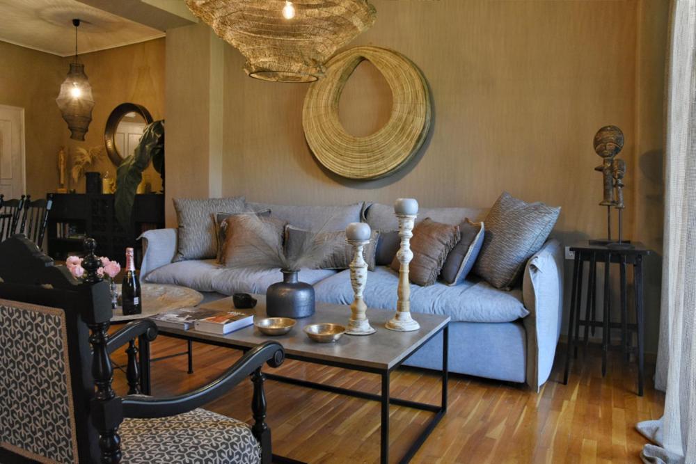 Pepromeno Luxury Apartment In The City Center Каламата Экстерьер фото